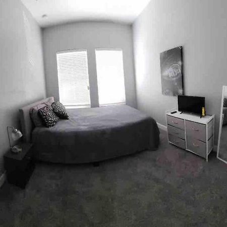 Entire House-Comfy/Close To Downtown/Ybor Tampa Dış mekan fotoğraf